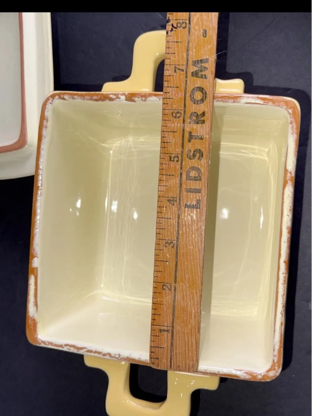 Vietri Cucina Fresca Casserole & Lid 1.75 Quart Square Cream Saffron